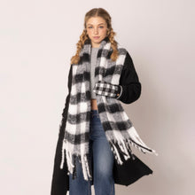 Charger l'image dans la galerie, Buffalo Plaid Scarf