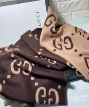 Charger l'image dans la galerie, GG Letter Print Cashmere Reversible Side Unisex Winter Shawl