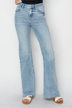 Charger l'image dans la galerie, RISEN Full Size High Rise Raw Cut Hem Bootcut Jeans
