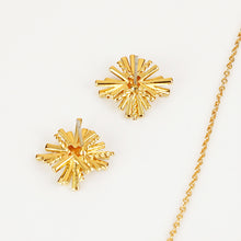 Charger l'image dans la galerie, Starburst Gold-Plated Earrings and Necklace Set