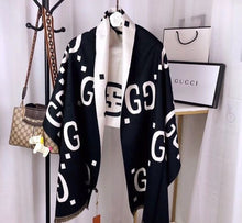 Charger l'image dans la galerie, GG Letter Print Cashmere Reversible Side Unisex Winter Shawl
