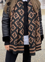 Charger l'image dans la galerie, Letter Print Cashmere Winter Shawl, Reversible Side Unisex