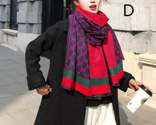 Charger l'image dans la galerie, CC Letter Print Winter Cashmere Reversible Side Unisex Scarf