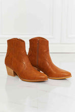 Load image into Gallery viewer, MMShoes Watertower Town Faux Leather Western Ankle Boots in Ochre