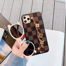 Charger l'image dans la galerie, Luxury Classic Leather iPhone Case