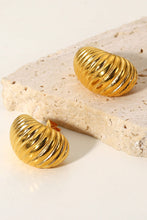 Cargar imagen en el visor de la galería, Shell Shore Spiral Stud Earrings