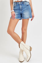 Cargar imagen en el visor de la galería, RISEN Front Slit Raw Hem Denim Shorts