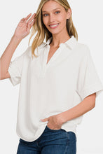 Cargar imagen en el visor de la galería, Zenana Texture Collared Neck Short Sleeve Top