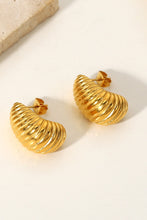 Cargar imagen en el visor de la galería, Shell Shore Spiral Stud Earrings