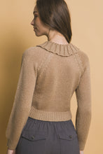 Load image into Gallery viewer, Short collard sweater (Khaki)