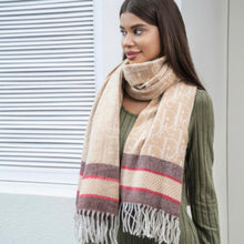 Cargar imagen en el visor de la galería, Double stripe blanket scarf with tassel