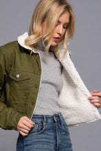 Cargar imagen en el visor de la galería, Button Closure Sherpa-lined Twill Jacket