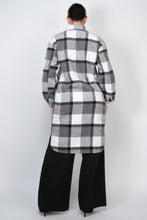 Charger l&#39;image dans la galerie, Plaid Buttoned Shacket Coat