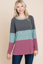 Load image into Gallery viewer, Colorblock Floral Contrast Long Sleeve Top