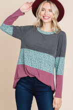 Load image into Gallery viewer, Colorblock Floral Contrast Long Sleeve Top