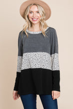 Load image into Gallery viewer, Colorblock Floral Contrast Long Sleeve Top