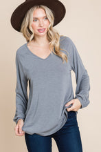 Load image into Gallery viewer, Casual V Neck Basic Long Sleeve Top