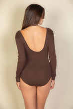 Cargar imagen en el visor de la galería, Scoop Neck Solid Long Sleeve Bodysuit