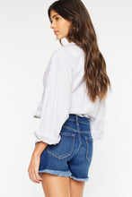 Cargar imagen en el visor de la galería, Kancan High Rise Frayed Hem Denim Shorts