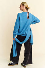 Cargar imagen en el visor de la galería, Davi &amp; Dani V-Neck Dropped Shoulder Sweater with Scarf