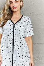 Charger l&#39;image dans la galerie, MOON NITE Quilted Quivers Button Down Sleepwear Dress