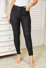 Cargar imagen en el visor de la galería, Kancan Full Size High Rise Black Coated Ankle Skinny Jeans