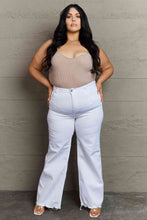 Charger l&#39;image dans la galerie, RISEN Raelene Full Size High Waist Wide Leg Jeans in White