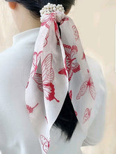 Load image into Gallery viewer, Pearl Scrunchy Print Scarf