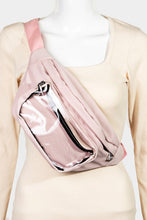 Cargar imagen en el visor de la galería, Fame Adjustable Strap Sling Bag