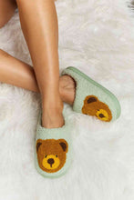 Cargar imagen en el visor de la galería, Melody Teddy Bear Print Plush Slide Slippers