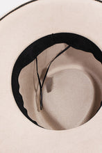 Cargar imagen en el visor de la galería, Fame Chain Black Trim Straw Hat