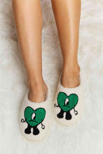 Charger l&#39;image dans la galerie, Melody Love Heart Print Plush Slippers