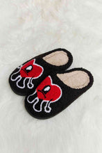 Load image into Gallery viewer, Melody Love Heart Print Plush Slippers